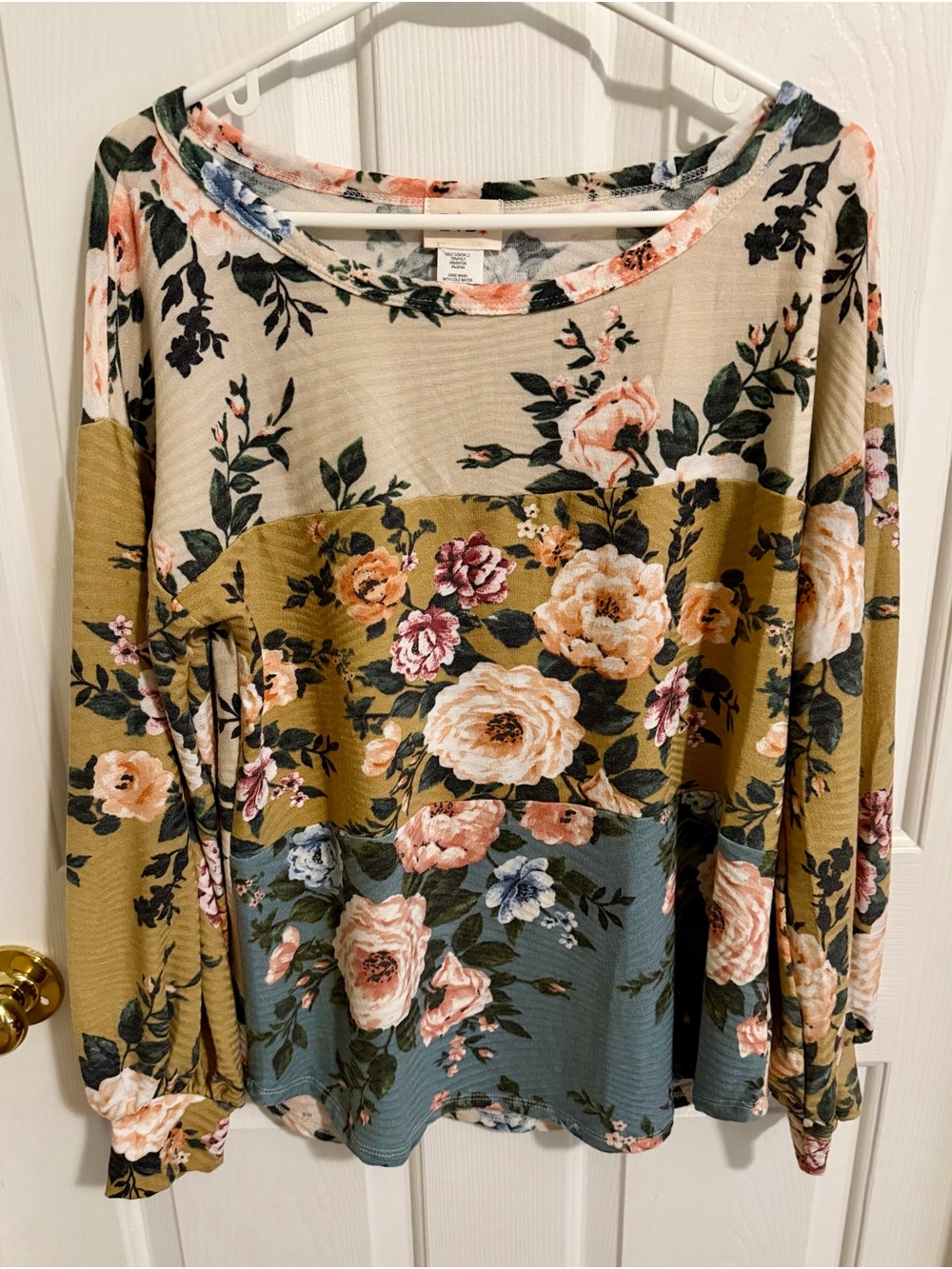NWOT Bibi Floral Colorblock Long-Sleeve Top - Olive Multi